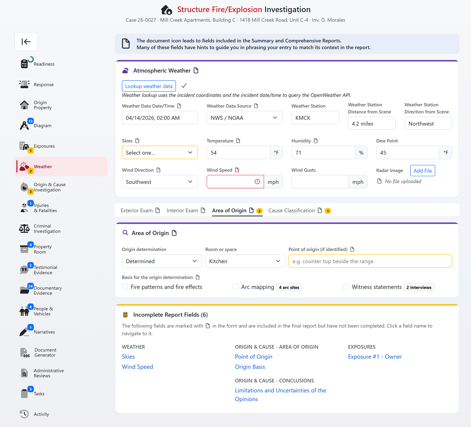 Incomplete report field marks in FireInspection360: amber document icons on labels, per-tab counts in the sidebar and the Incomplete Report Fields card (sample data)
